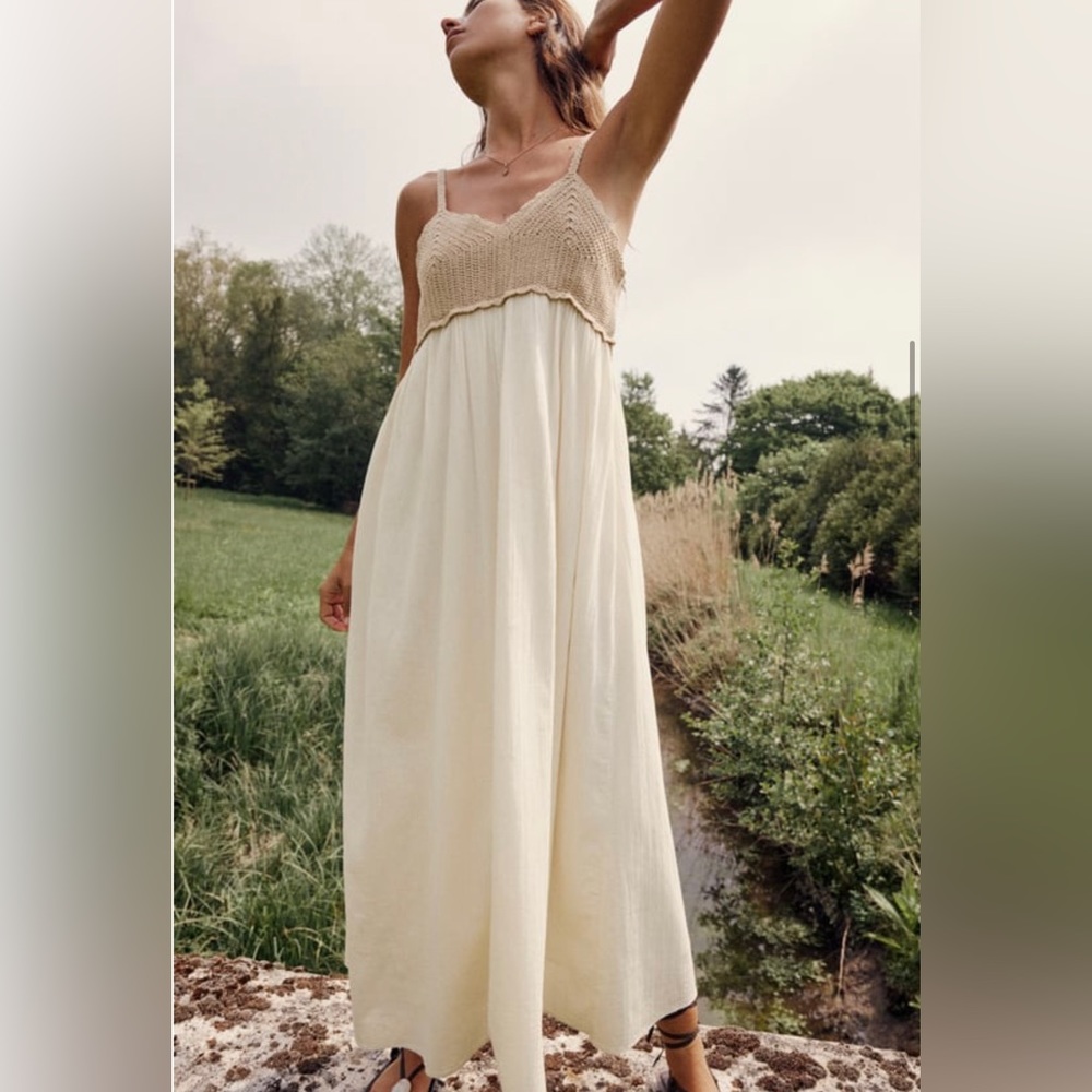 White crochet Zara dress - summer 2023